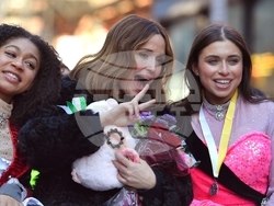 People Hasty Pudding Byrne