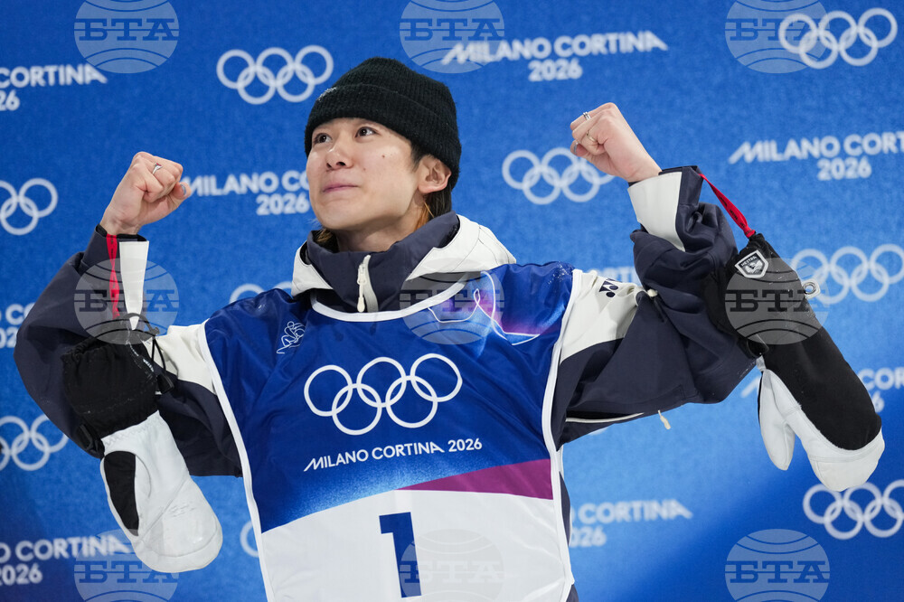 APTOPIX Milan Cortina Olympics Snowboard