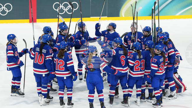 САЩ и Швеция са първите два полуфиналиста на хокейния турнир при жените на Олимпийските игри в Милано