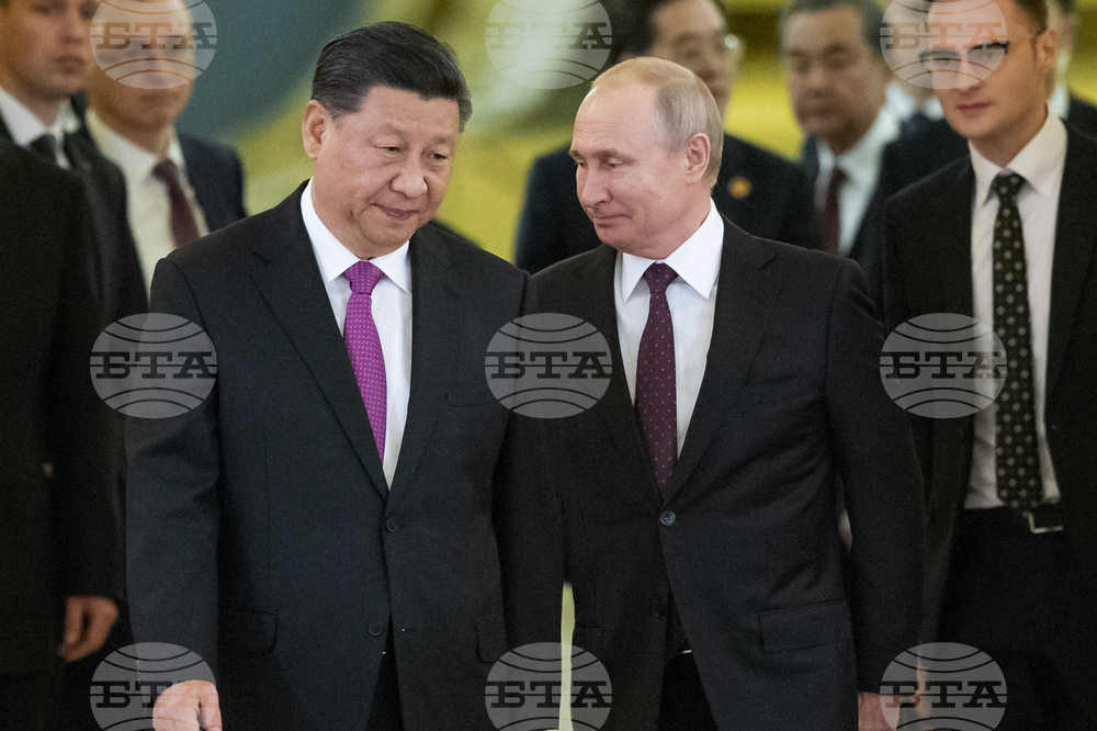Китайският лидер Си Цзинпин пристигна в Москва за среща с Путин