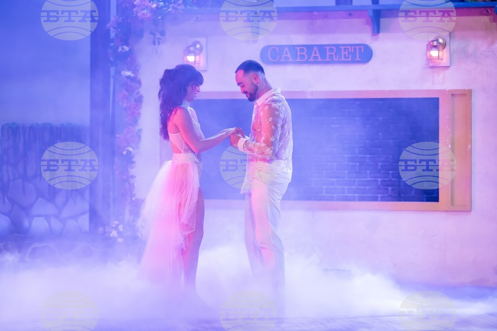 AHF’s Burlesque twist to Mama Mia! Kicks Off Valentine’s Weekend Bringing Sexy to the D.C. Stage