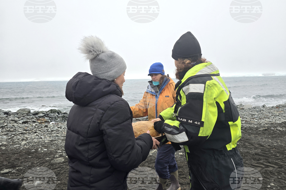 Антарктида - 34-та българска антарктическа експедиция - българска антарктическа база „Св. Климент Охридски“ - последна група