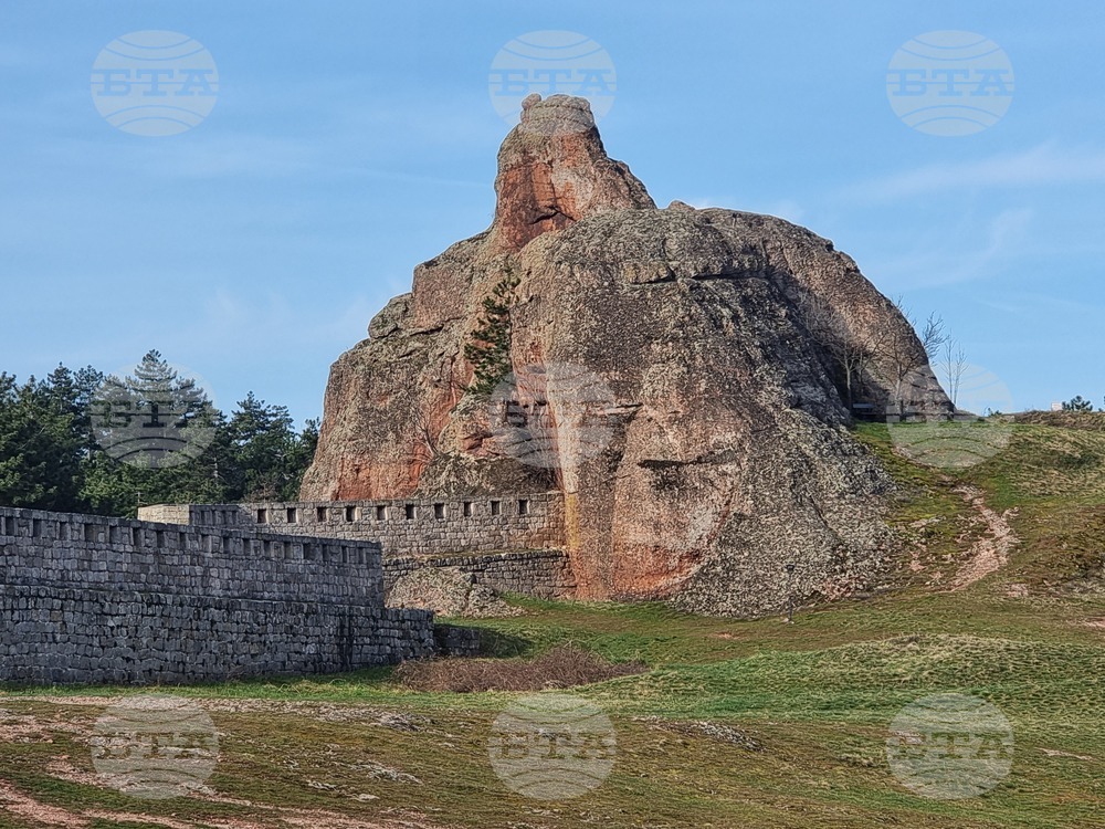 Белоградчик - круизни кораби - първи туристи