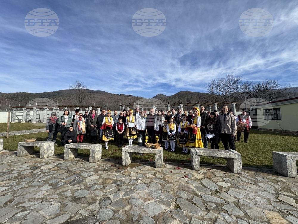 Десетото издание на научния семинар "Траки, вино и култура" събра в Казанлък учени от цялата страна