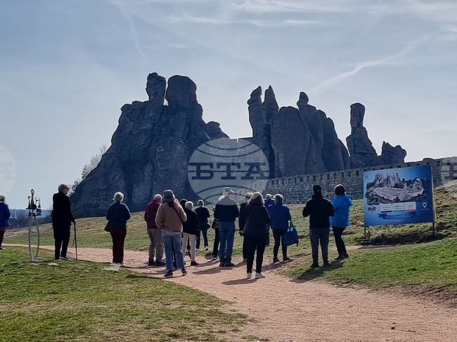 Белоградчик - круизни кораби - първи туристи