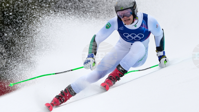 Лукас Бротен с огромен аванс след първия манш на гигантския слалом, Калин Златков завърши 40-и