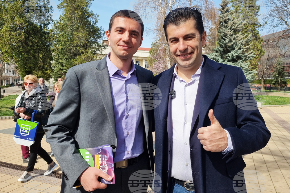 Ловеч - Кирил Петков - Искрен Арабаджиев