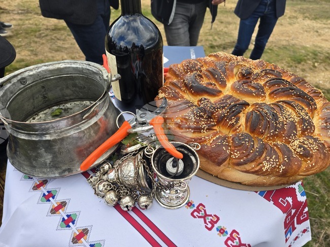 Кметовете на три общини поставиха началото на Дните на отворените врати на винарните в Долината на Струма