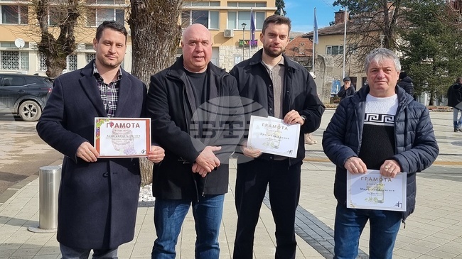 Със зарязване на лоза и конкурс за домашно вино във Вършец отбелязаха Трифон Зарезан