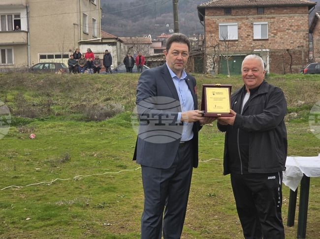 В Община Петрич избраха Стоян Кайнакчиев за "Цар на виното" сред близо 40 производители