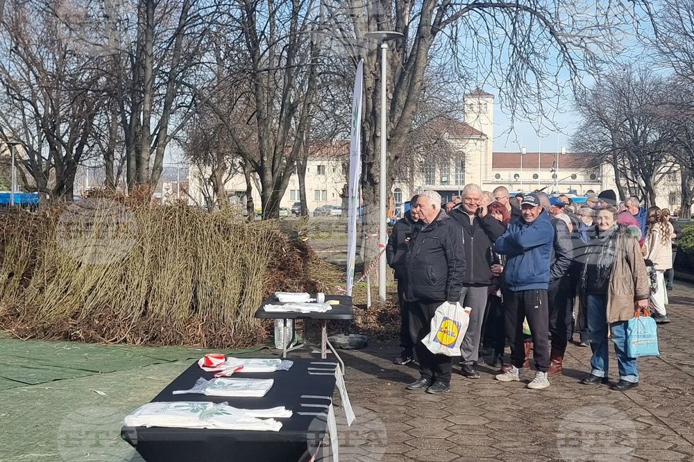 Плевен - Гората.бг - раздаване на дръвчета