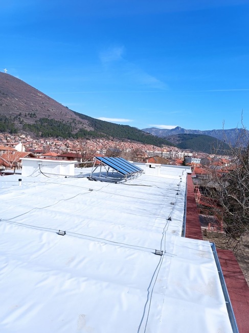 Община Сливен: Ремонтиран е покривът на Детска градина „Синчец“, разрушен при силен вятър през февруари