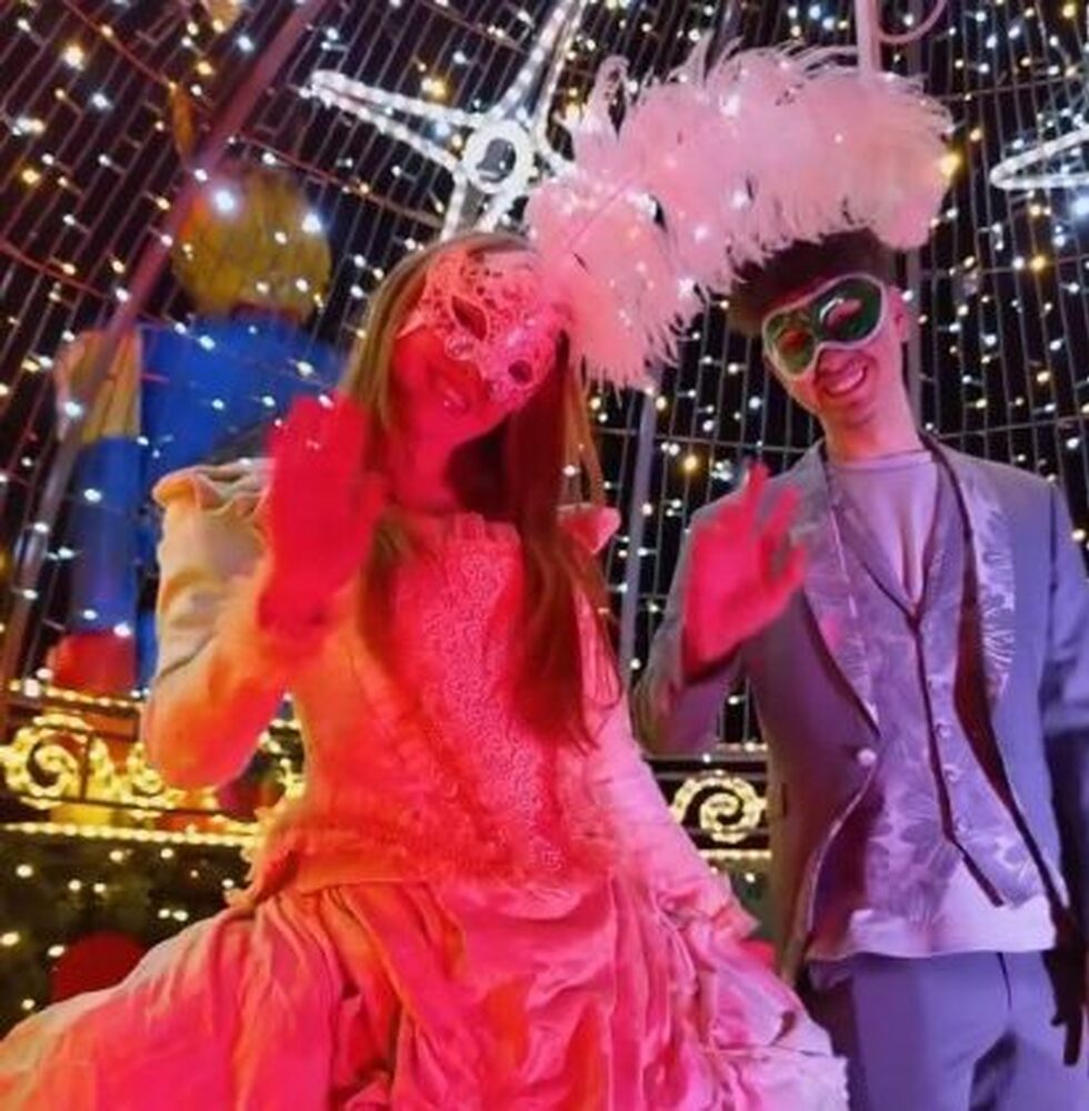 АТА: Карнавално шествие озарява улиците на албанския град Шкодра