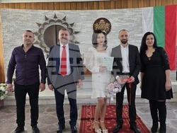 Исперих - 14 февруари - младоженци