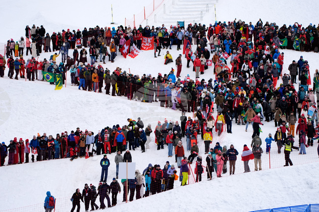 Скиорите алпийци се изправят пред предизвикателството на „равния“ слалом в Бормио