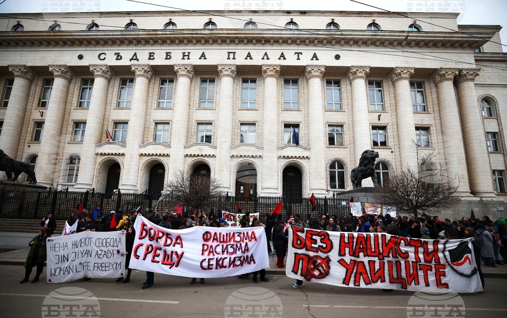 Шествие против Луковмарш