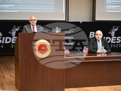 Снимка: УНСС