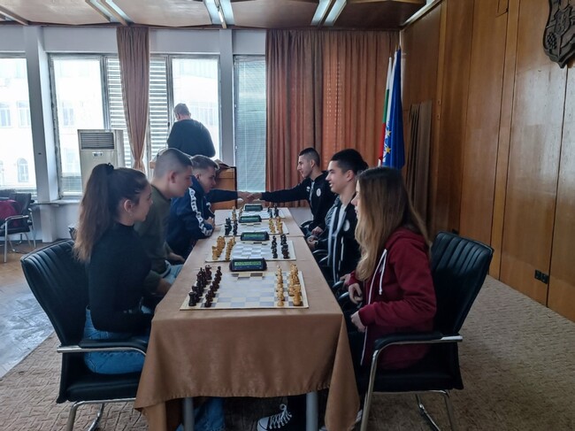 Община Видин: Излъчиха първенците по шахмат от Общинския кръг на ученическите игри