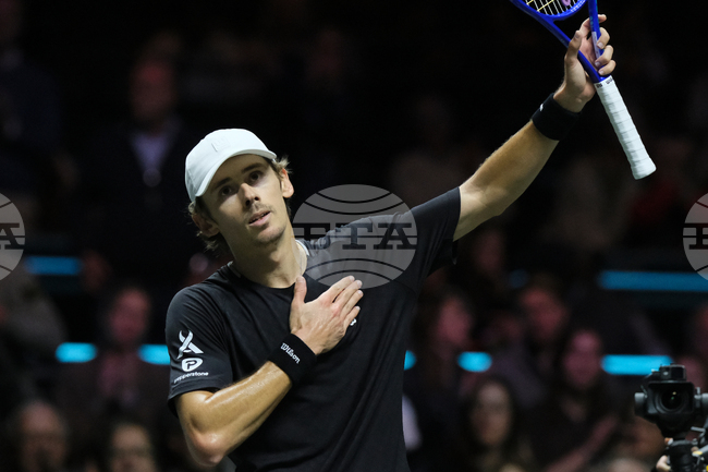 Алекс де Минор и Феликс Оже-Алиасим ще играят на финала на турнира по тенис в Ротердам