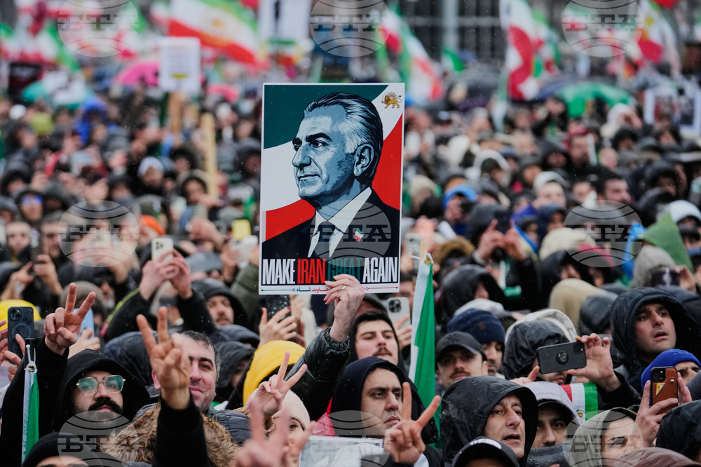 Иран: На дневен ред в преговорите със САЩ са потенциални сделки в областта на енергетиката, минното дело и авиацията 