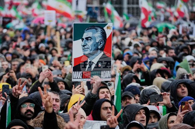 Иран: На дневен ред в преговорите със САЩ са потенциални сделки в областта на енергетиката, минното дело и авиацията 