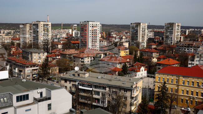 От началото на данъчната кампания близо 2600 жители на Плевен са декларирали доходите си