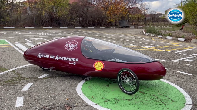 Иновативен автомобил е проектиран и създаден в казанлъшката Професионална гимназия по транспорт и транспортен мениджмънт