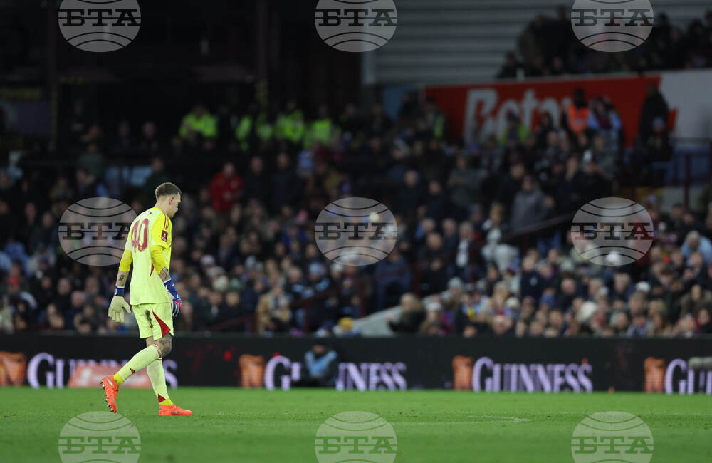 Вратарят на Астън Вила Марко Бизо се извини за червения си картон срещу Нюкасъл във ФА Къп