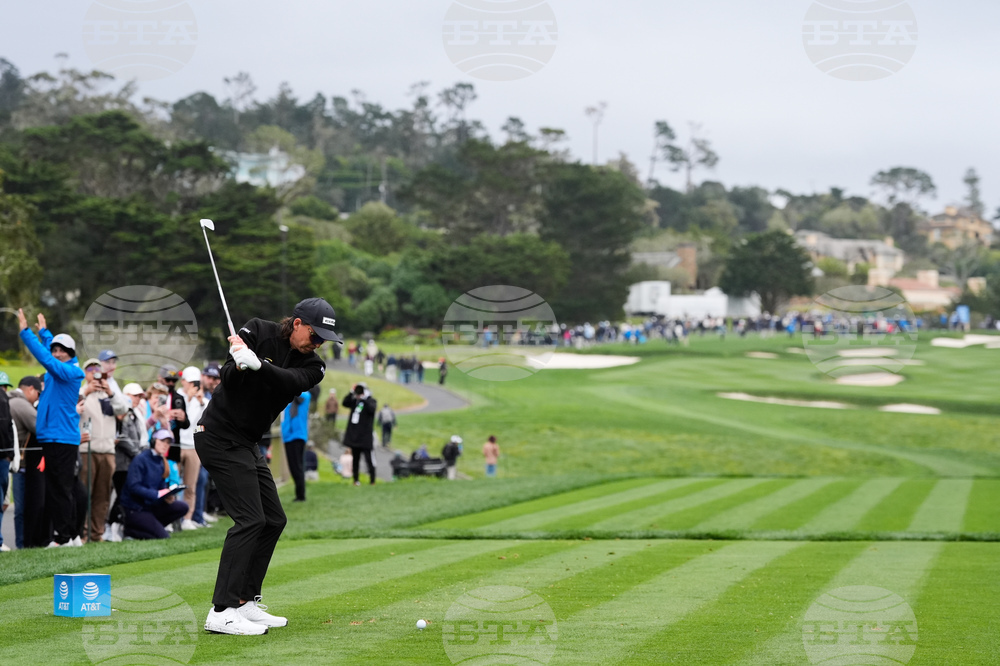 Pebble Beach Golf