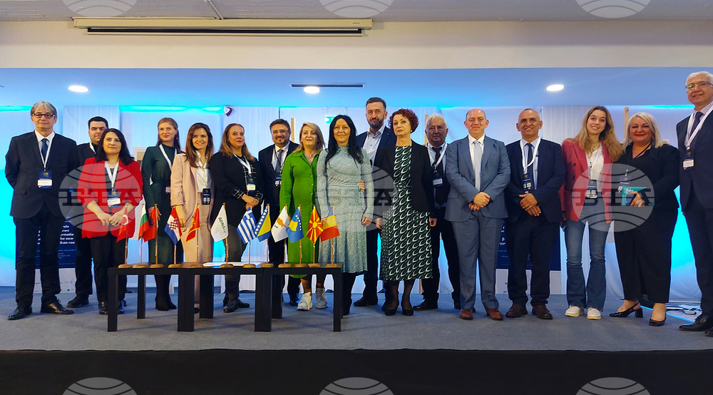 ABNA-SE Members Sign Declaration to Combat Fake News