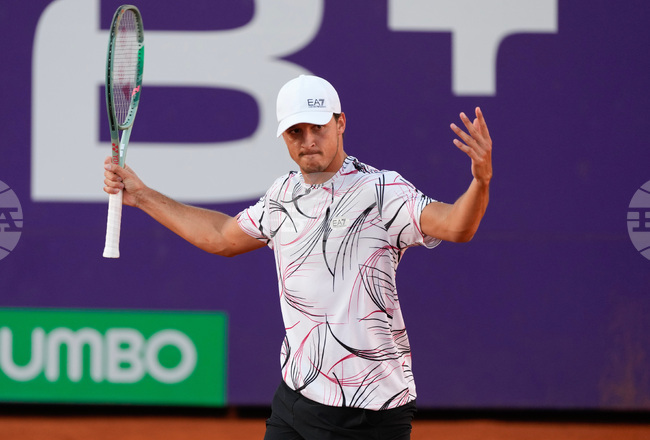 Лучано Дардери триумфира на турнира по тенис в Сантяго