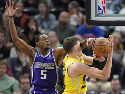Kings Jazz Basketball