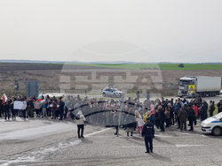 Елхово - лошо състояние на път I-7 - протест