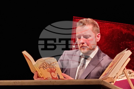 Димитър Живков - премиера на романа "Живак"