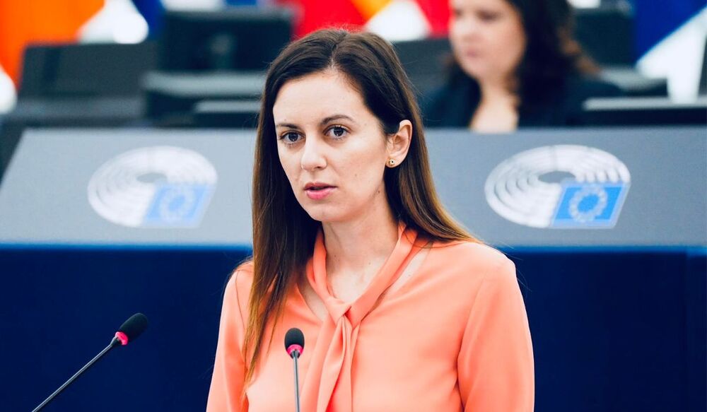 Рада Лайкова: Годишният доклад на ЕЦБ пропуска слоновете в стаята