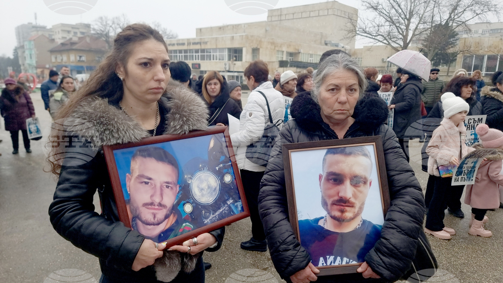Червен бряг - войната по пътищата - протест