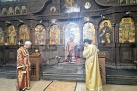 Търговище - храм „Св. Успение Богородично“ - неделна служба и проповед