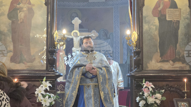 Милостинята като всяка друга добродетел трябва да се извършва със смирение и любов, каза отец Емануил в Добрич