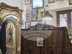 Сливен - църквата „Св. Троица“ - литургия