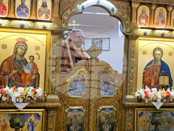 Сливен - църквата „Св. Троица“ - литургия