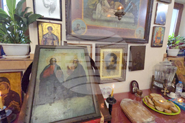 Сливен - църквата „Св. Троица“ - литургия