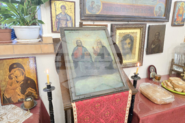 Сливен - църквата „Св. Троица“ - литургия