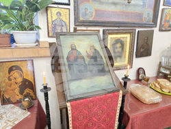 Сливен - църквата „Св. Троица“ - литургия