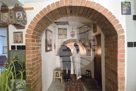 Сливен - църквата „Св. Троица“ - литургия