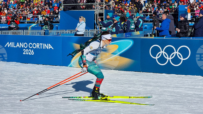 Биатлонистката Лора Христова се класира седма в преследването на Олимпийските игри в Кортина-Милано, титла за италианката Лиза Витоци