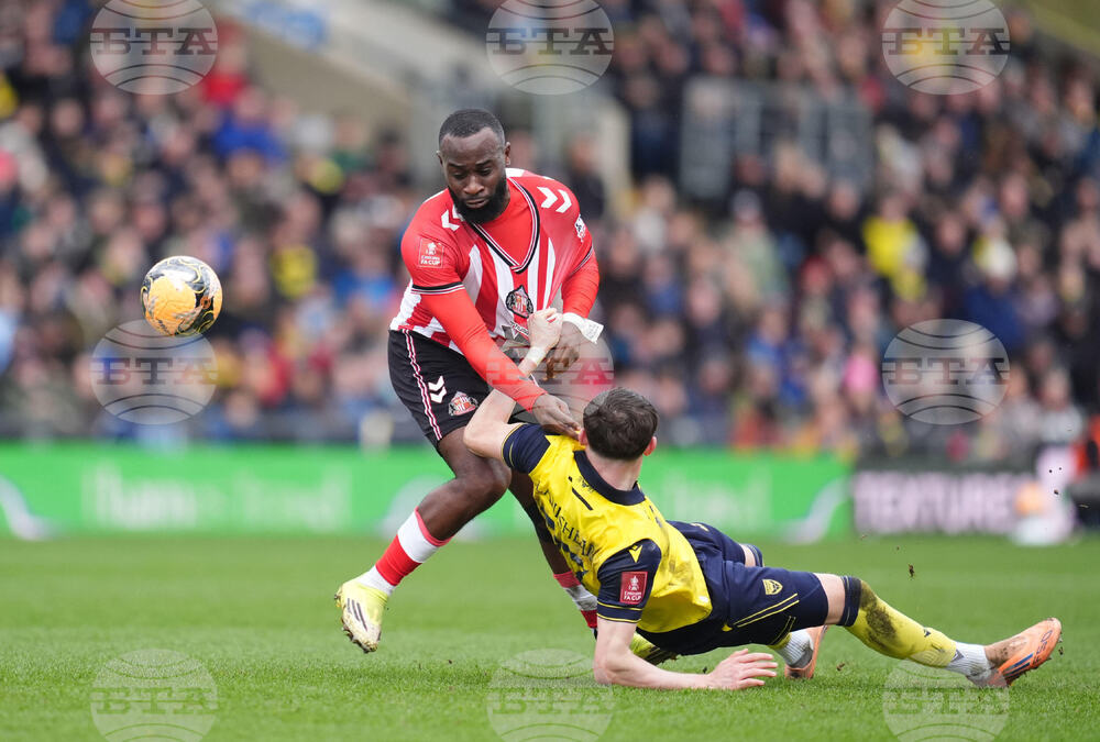 Уулвърхямптън, Съндърланд и Фулъм продължават напред за купата на Футболната асоциация