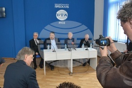 Национален пресклуб на БТА Русе - НДСВ - пресконференция