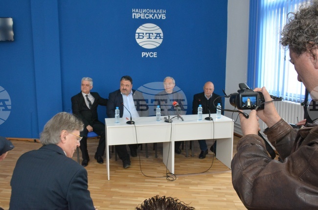 Национален пресклуб на БТА Русе - НДСВ - пресконференция