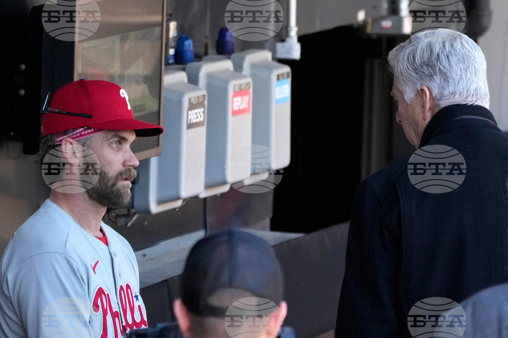 Phillies Harper Dombrowski Baseball