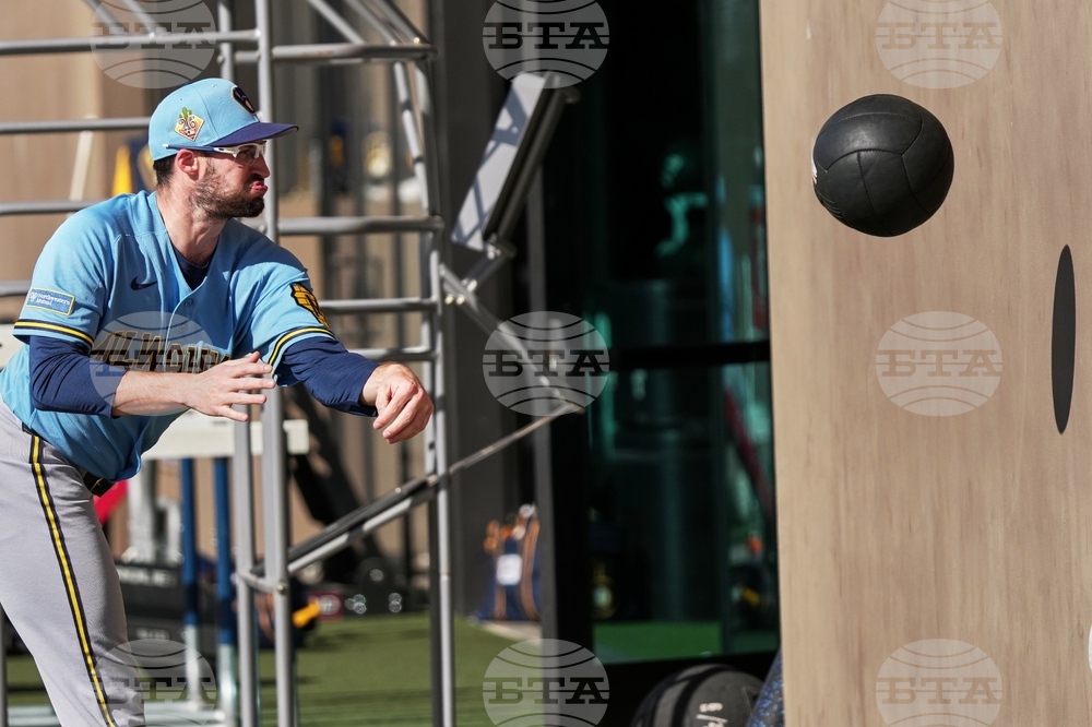 Brewers Spring Baseball